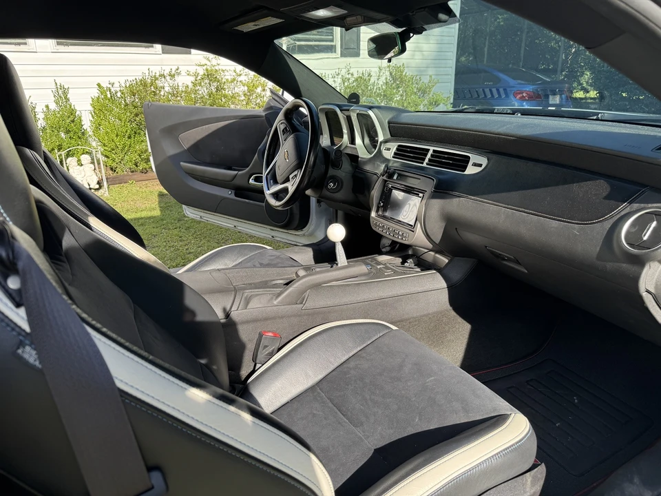 2014 Chevrolet Camaro SS 5th Gen - Image 8 of 31