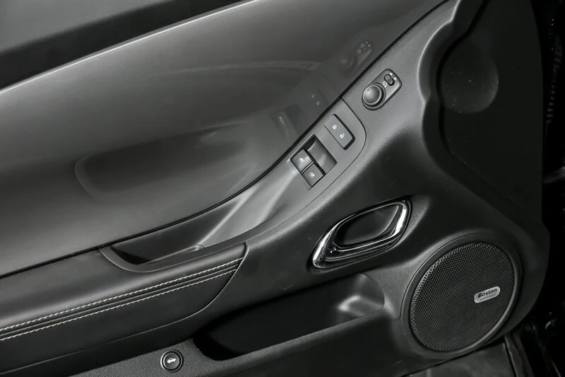 2014 Chevrolet Camaro SS 5th Gen - Image 17 of 21