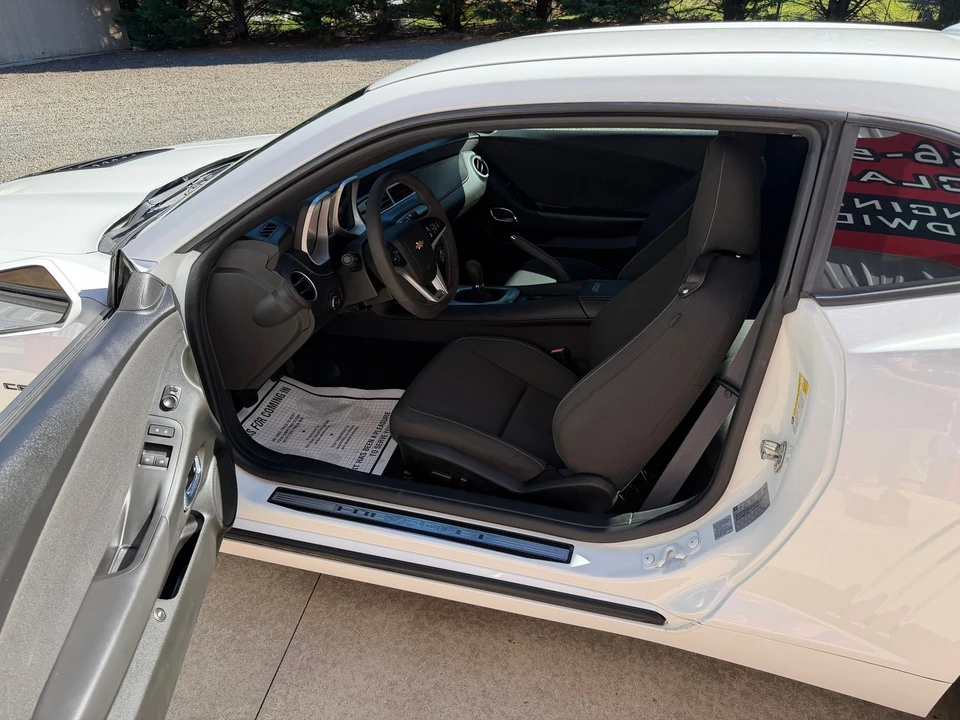 2014 Chevrolet Camaro SS 5th Gen - Image 19 of 31