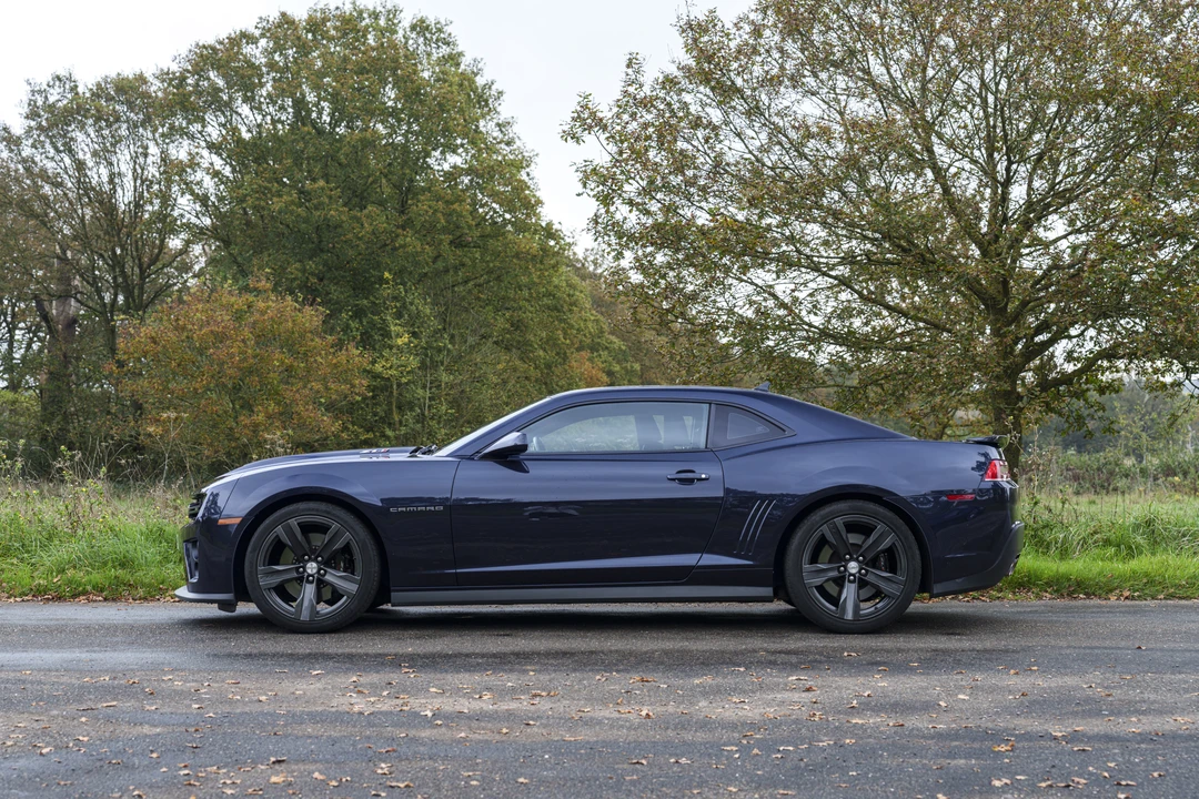 2014 Chevrolet Camaro ZL1 5th Gen - Image 8 of 31