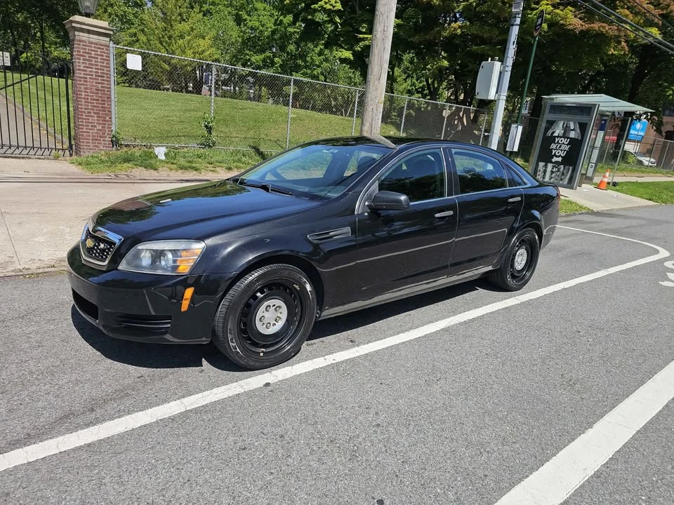 2014 Chevrolet Caprice - Image 2 of 17
