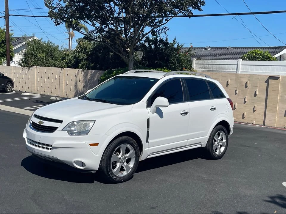 2014 Chevrolet - Image 2 of 15