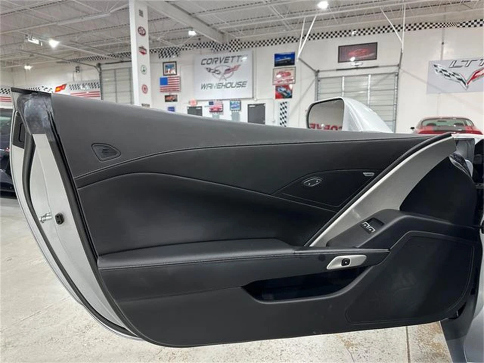 2014 Chevrolet Corvette C7 - Image 13 of 29