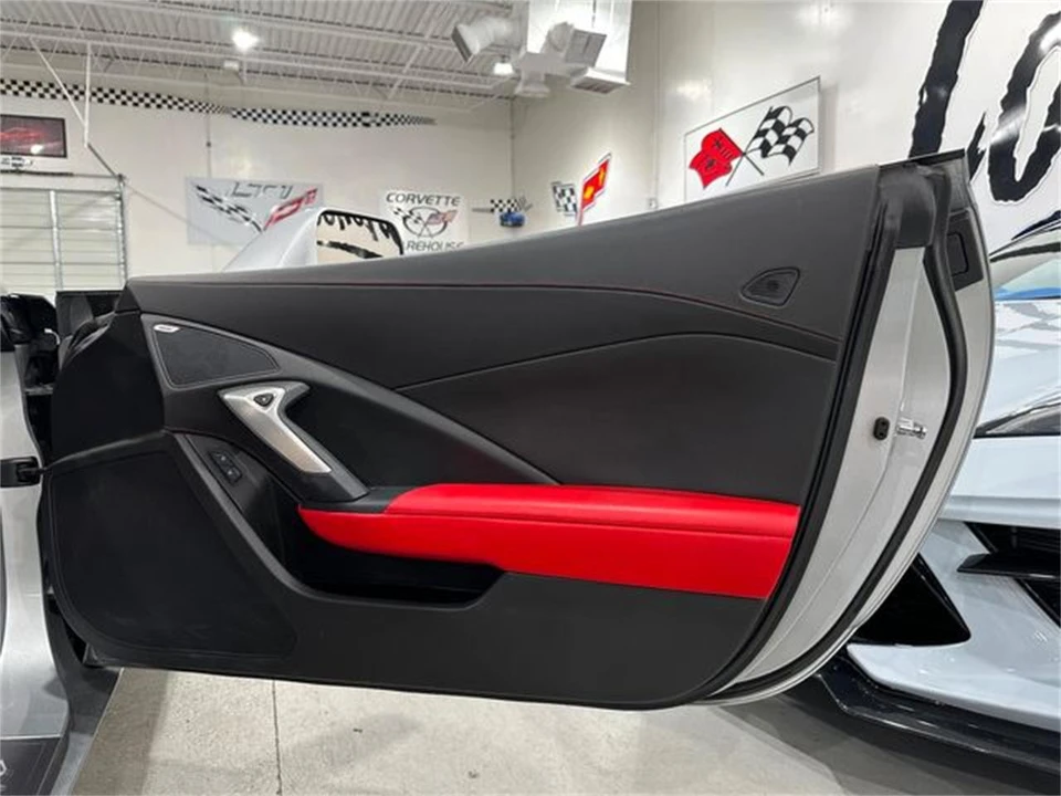 2014 Chevrolet Corvette C7 - Image 11 of 30