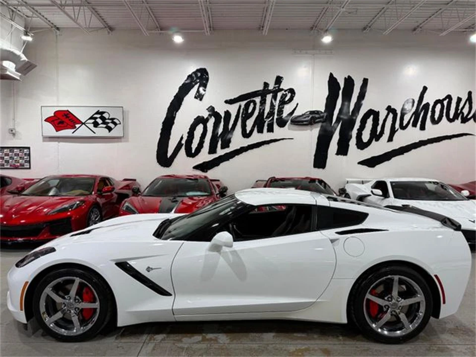 2014 Chevrolet Corvette C7 - Image 2 of 10