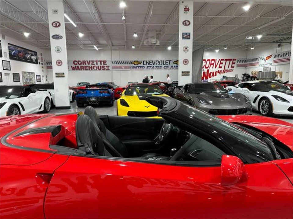 2014 Chevrolet Corvette C7 - Image 17 of 30