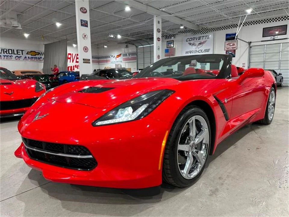 2014 Chevrolet Corvette C7 - Image 2 of 30