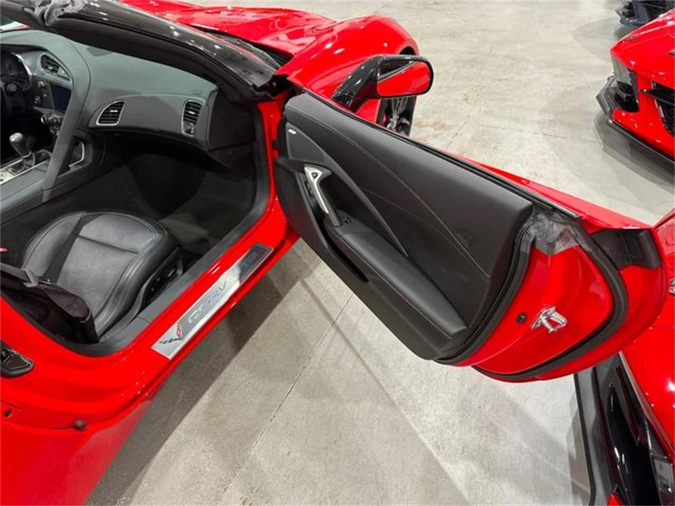 2014 Chevrolet Corvette C7 - Image 16 of 30