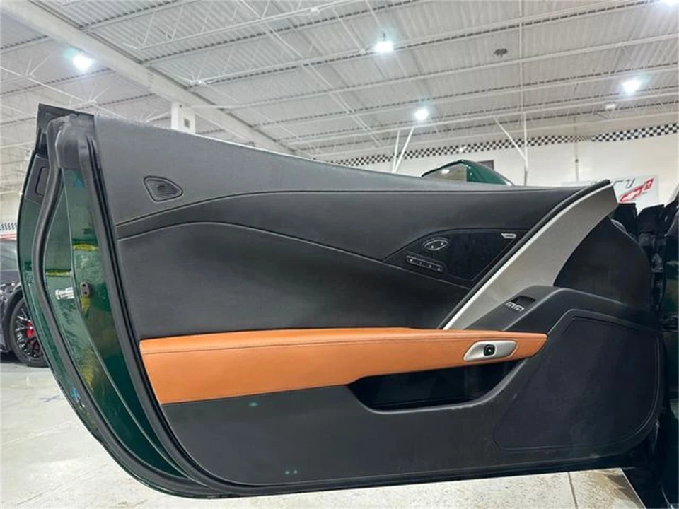 2014 Chevrolet Corvette C7 - Image 8 of 19