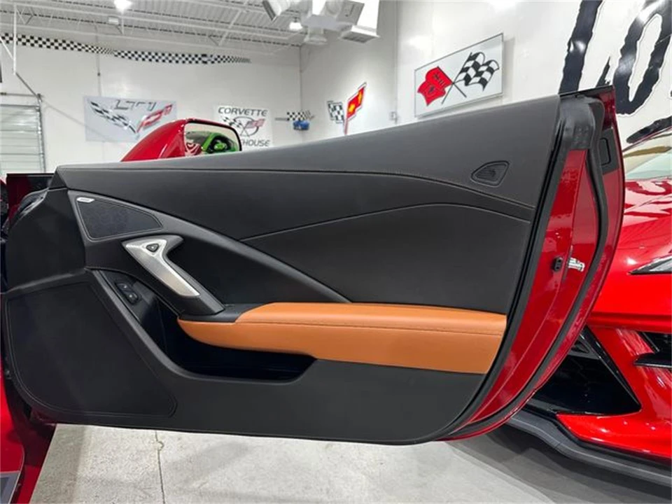 2014 Chevrolet Corvette C7 - Image 14 of 30