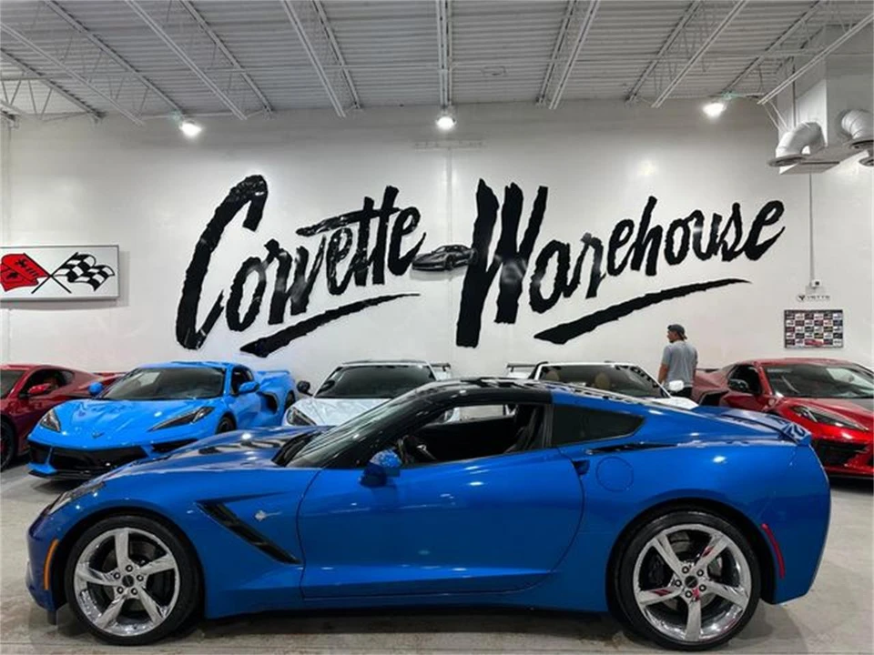 2014 Chevrolet Corvette C7 - Image 2 of 30