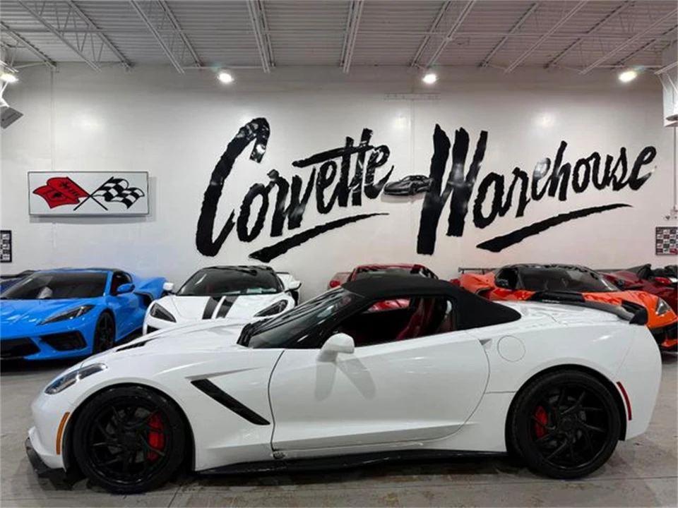 2014 Chevrolet Corvette C7 - Image 2 of 10