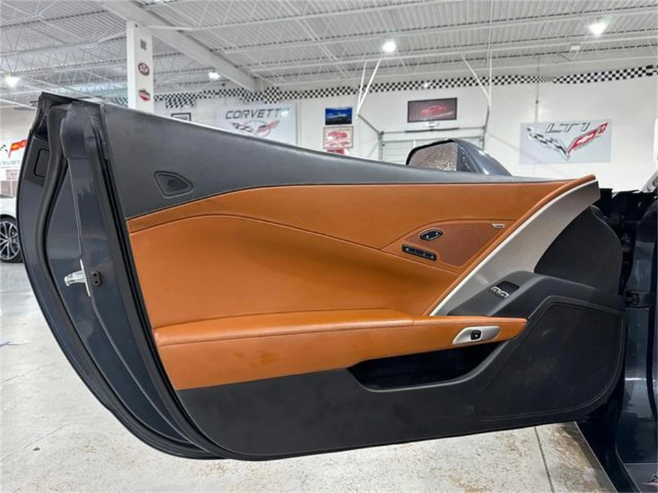 2014 Chevrolet Corvette C7 - Image 16 of 30