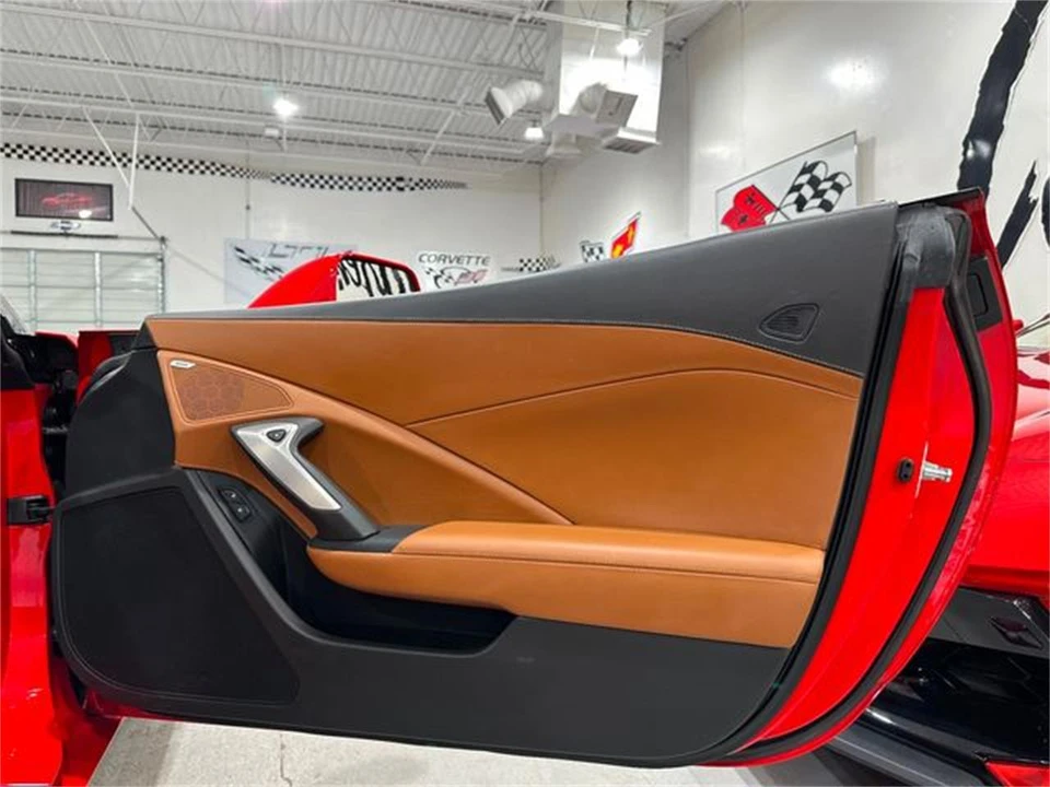 2014 Chevrolet Corvette C7 - Image 17 of 30