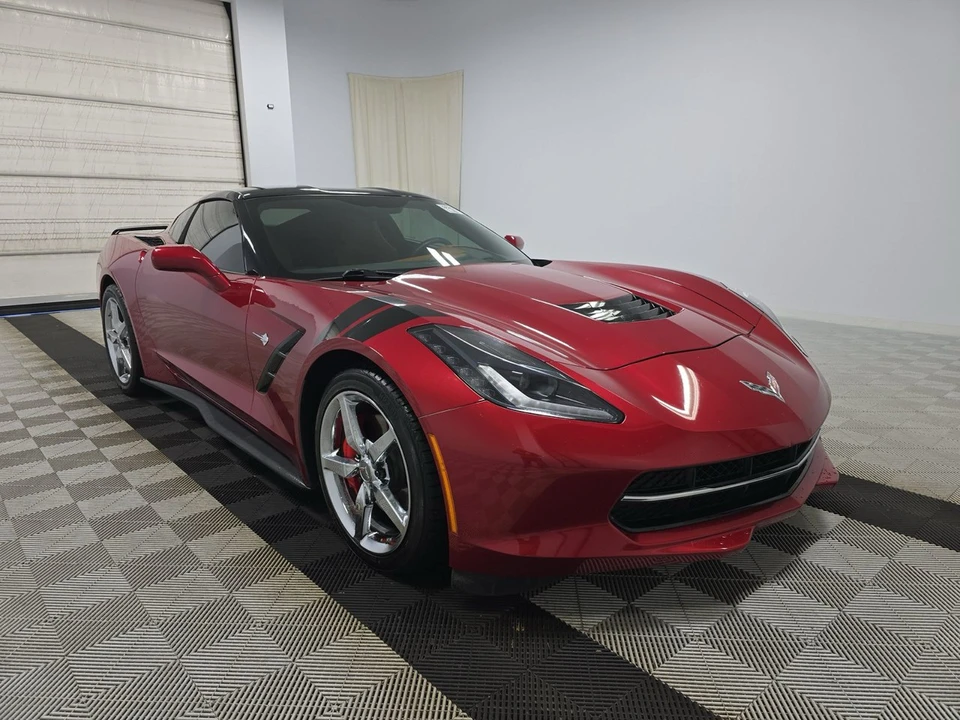 2014 Chevrolet Corvette C7 - Image 2 of 15
