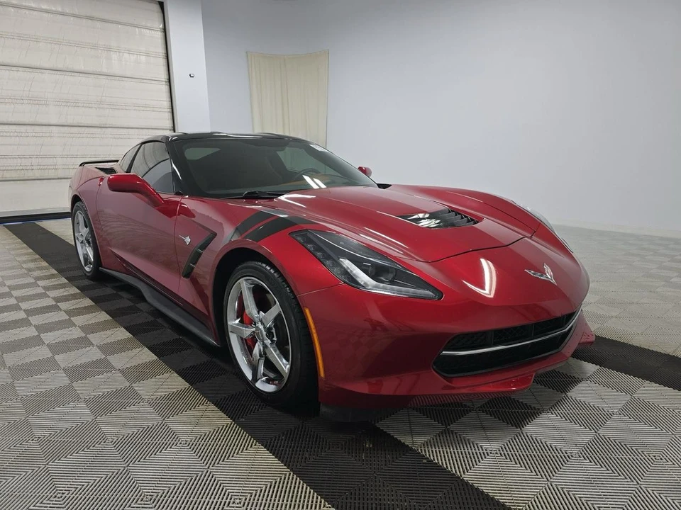 2014 Chevrolet Corvette C7 - Image 2 of 15
