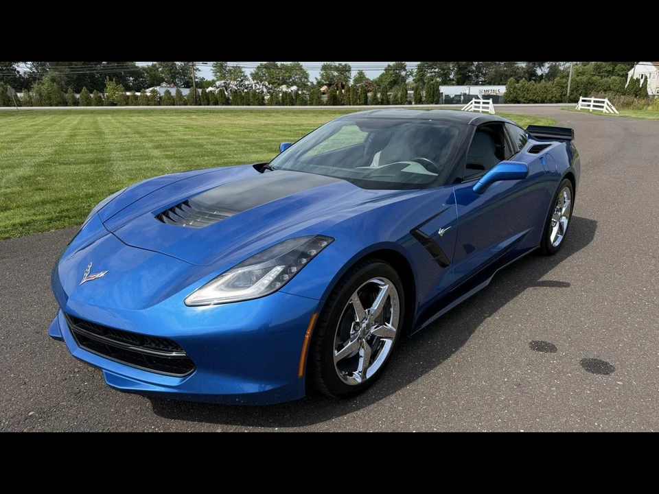 2014 Chevrolet Corvette C7 - Image 2 of 31