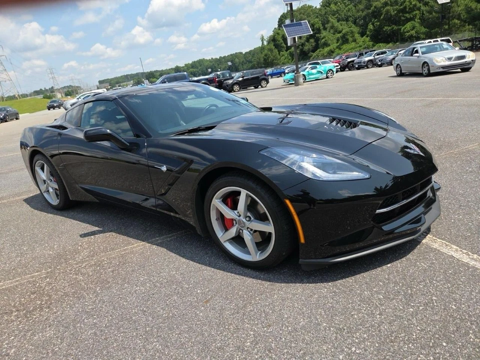2014 Chevrolet Corvette C7 - Image 2 of 17