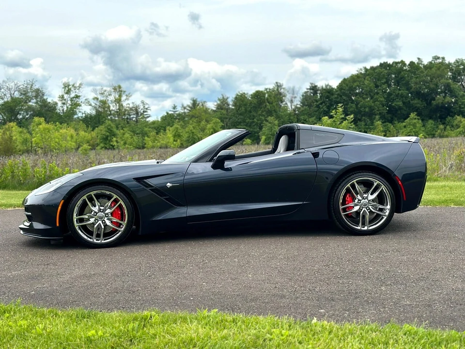 2014 Chevrolet Corvette C7 - Image 2 of 21