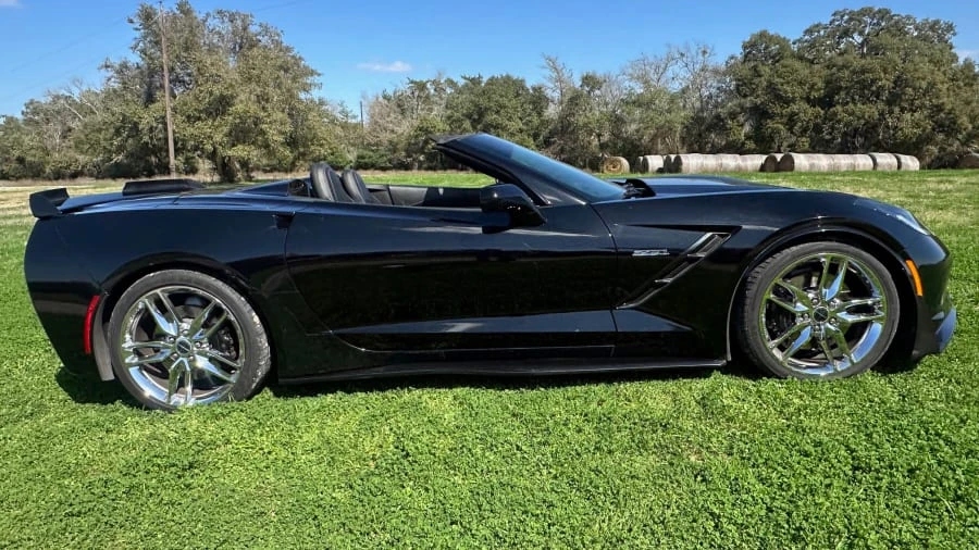 2014 Chevrolet Corvette C7 - Image 2 of 15
