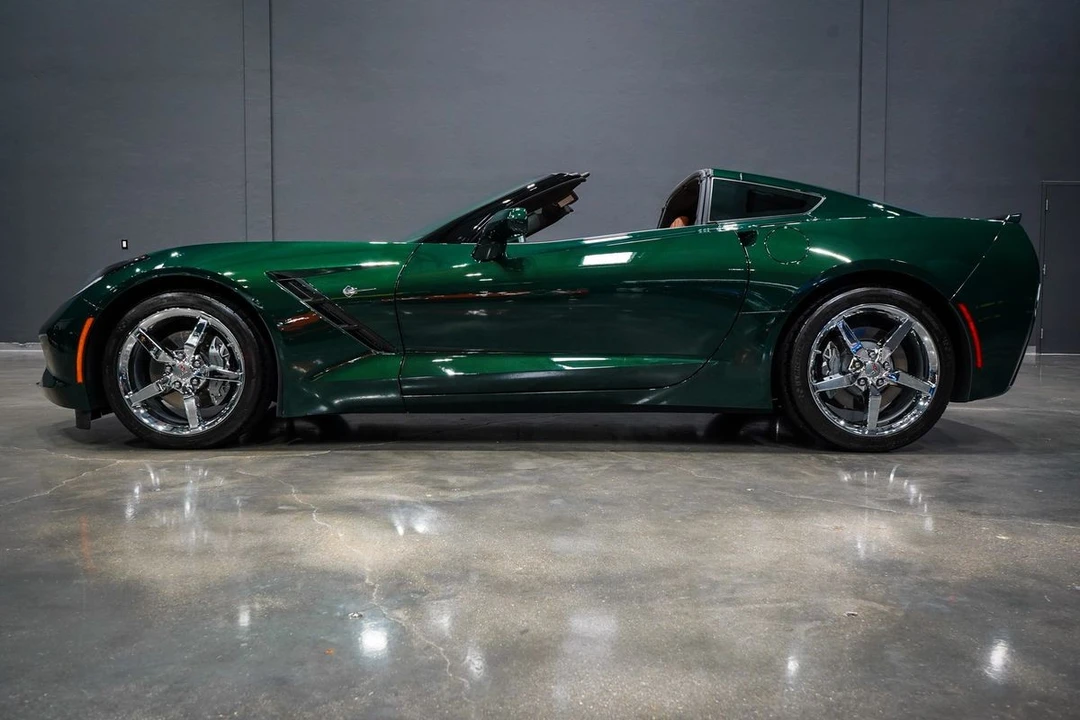 2014 Chevrolet Corvette C7 - Image 2 of 31