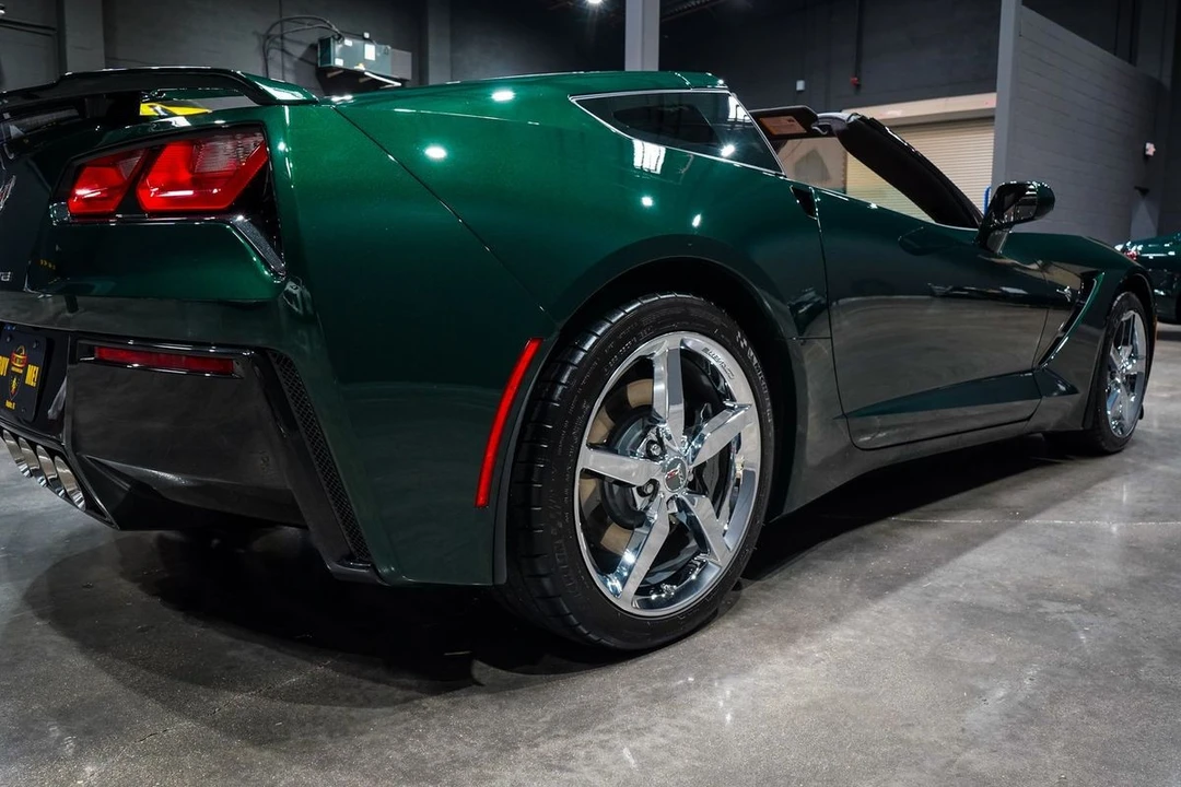 2014 Chevrolet Corvette C7 - Image 18 of 31