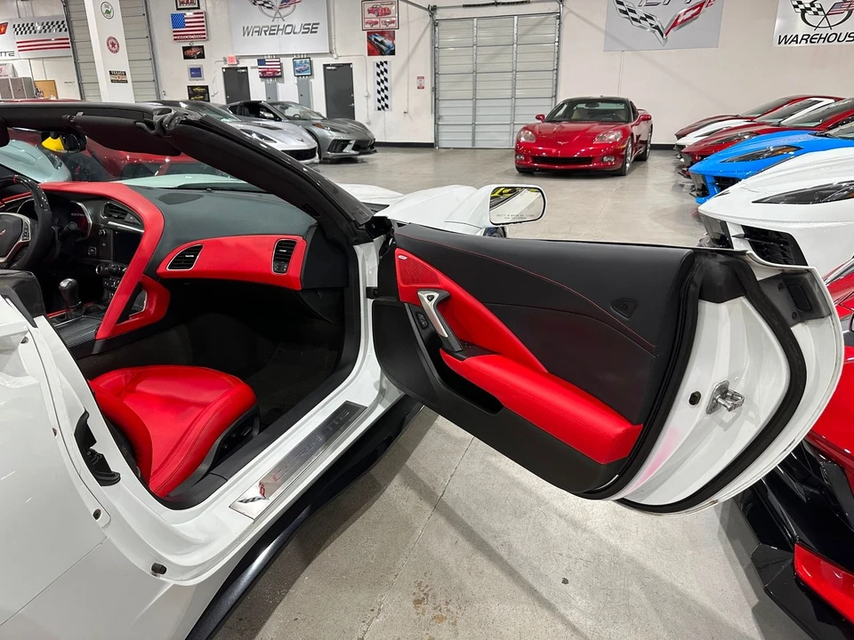 2014 Chevrolet Corvette C7 - Image 19 of 21