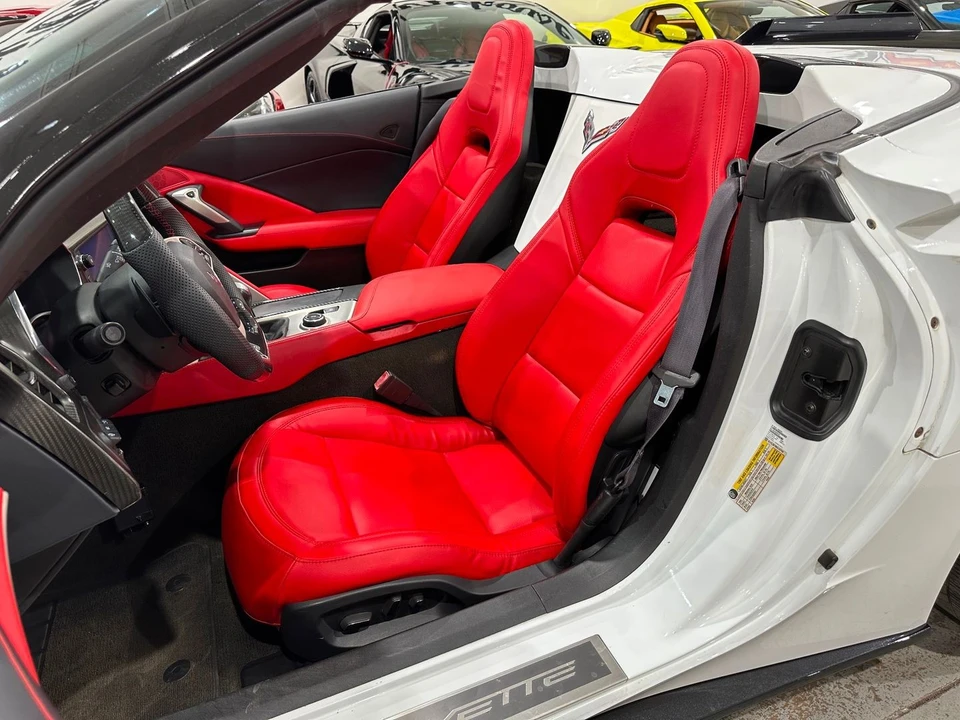 2014 Chevrolet Corvette C7 - Image 15 of 21
