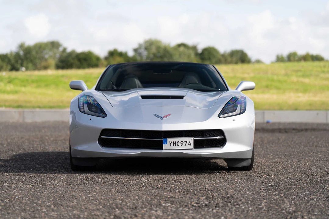 2014 Chevrolet Corvette C7 - Image 2 of 31