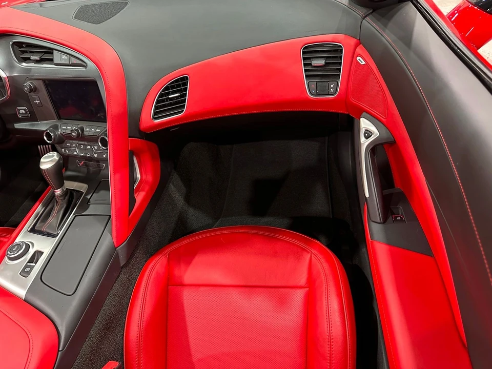2014 Chevrolet Corvette C7 - Image 13 of 21