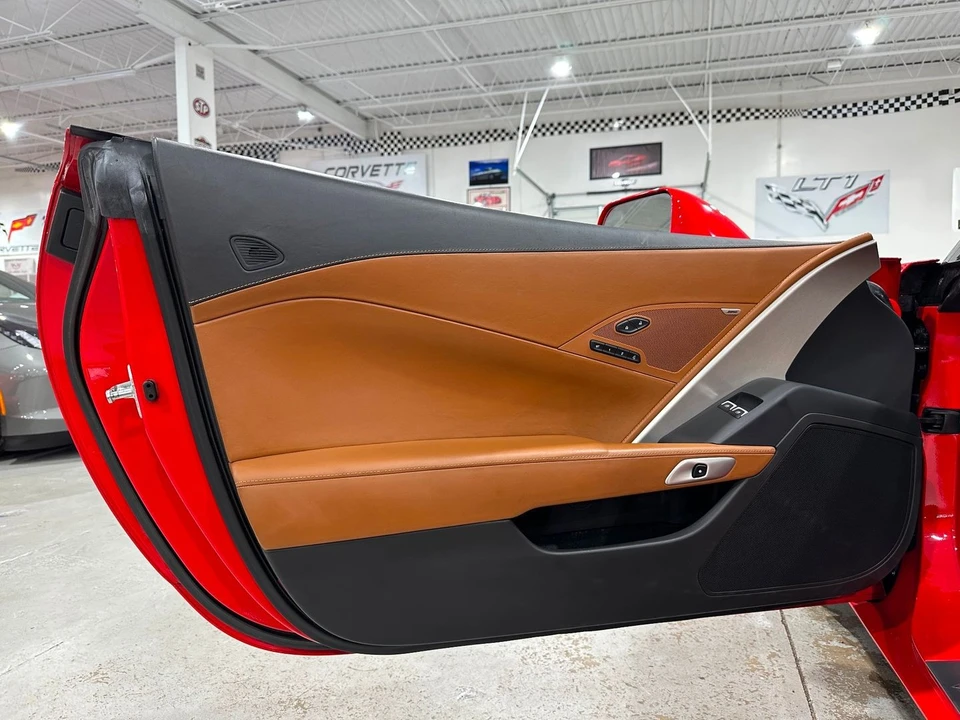 2014 Chevrolet Corvette C7 - Image 17 of 21