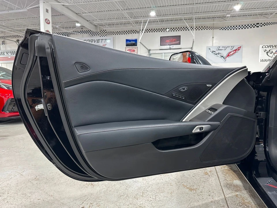 2014 Chevrolet Corvette C7 - Image 18 of 21