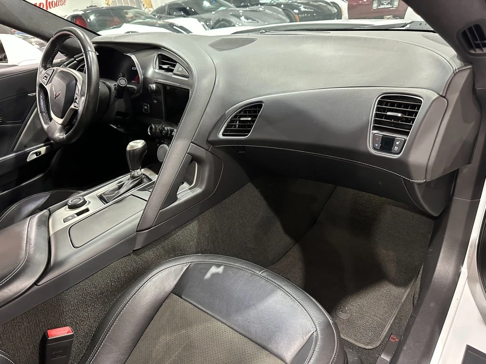 2014 Chevrolet Corvette C7 - Image 10 of 11