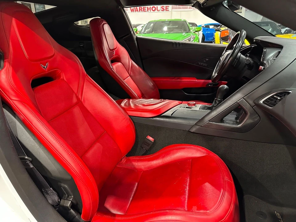 2014 Chevrolet Corvette - Image 10 of 11