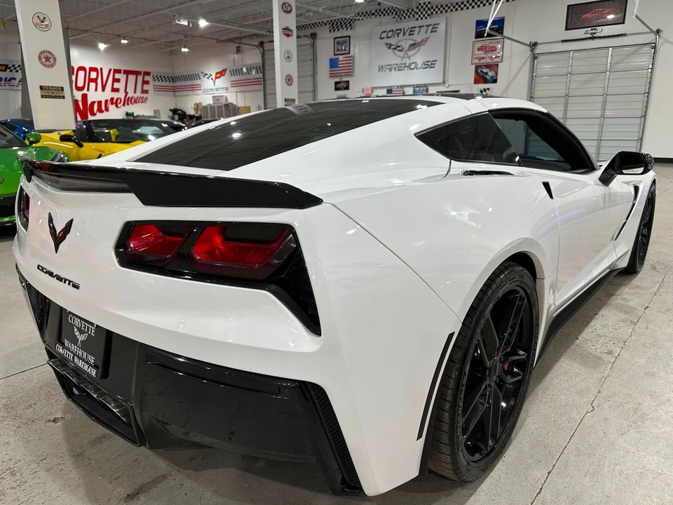 2014 Chevrolet Corvette - Image 7 of 11