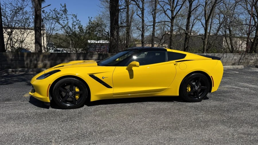 2014 Chevrolet Corvette C7 - Image 2 of 9