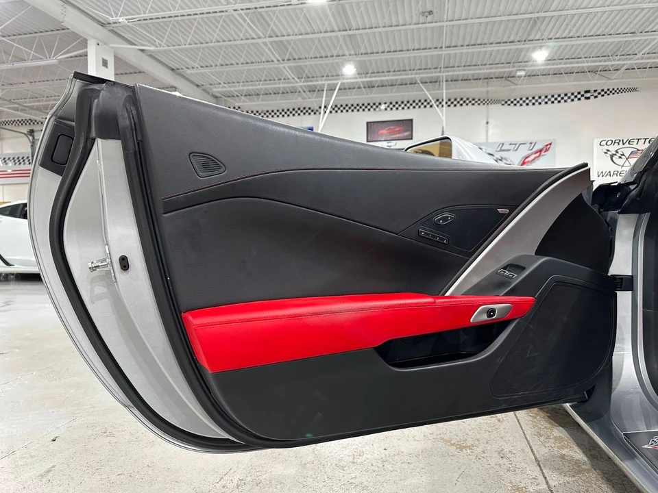 2014 Chevrolet Corvette C7 - Image 11 of 21