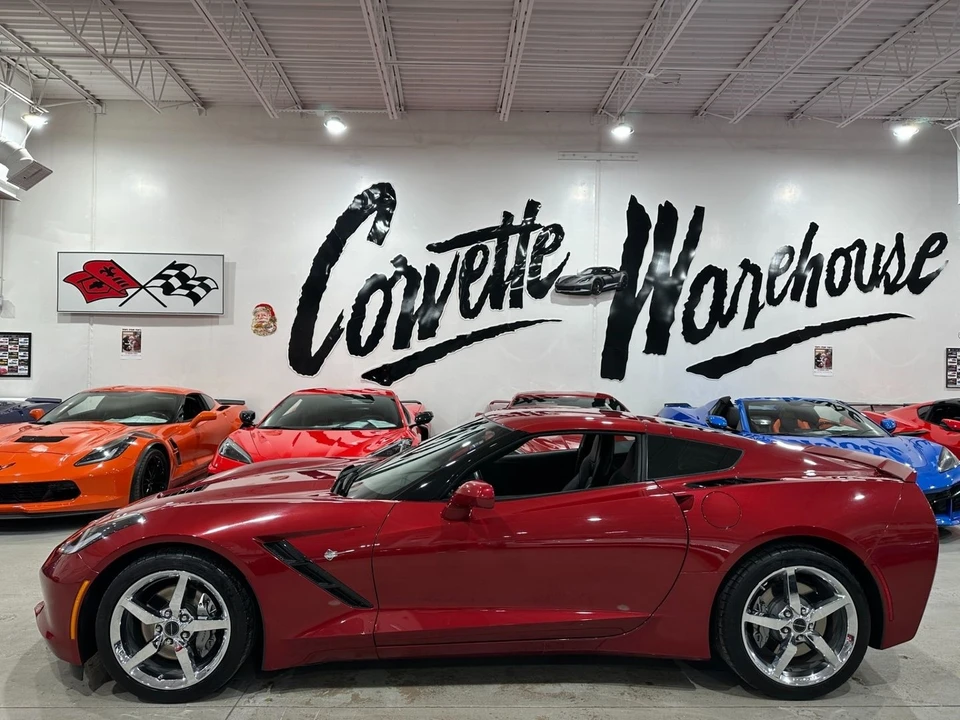 2014 Chevrolet Corvette C7 - Image 2 of 11