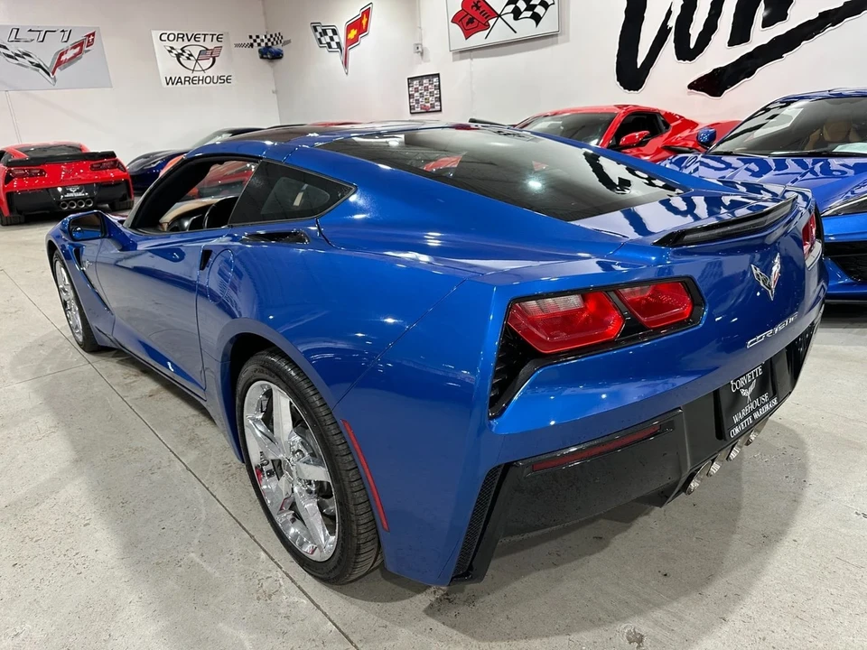 2014 Chevrolet Corvette C7 - Image 2 of 10