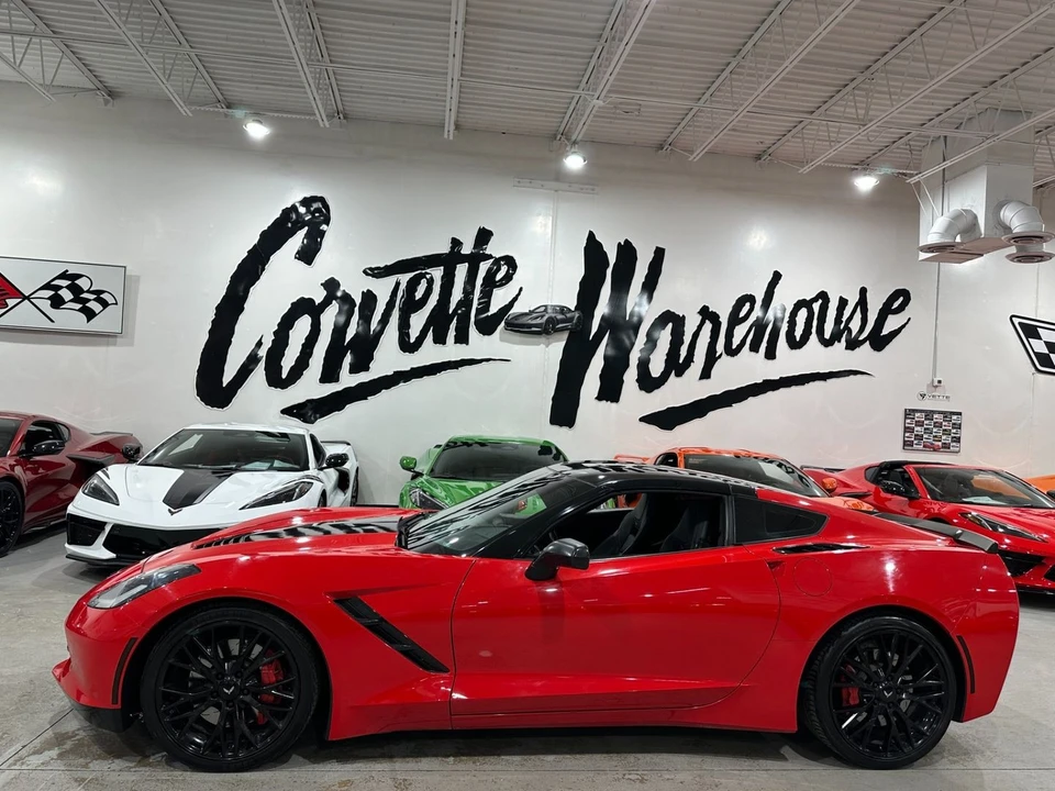 2014 Chevrolet Corvette C7 - Image 2 of 11