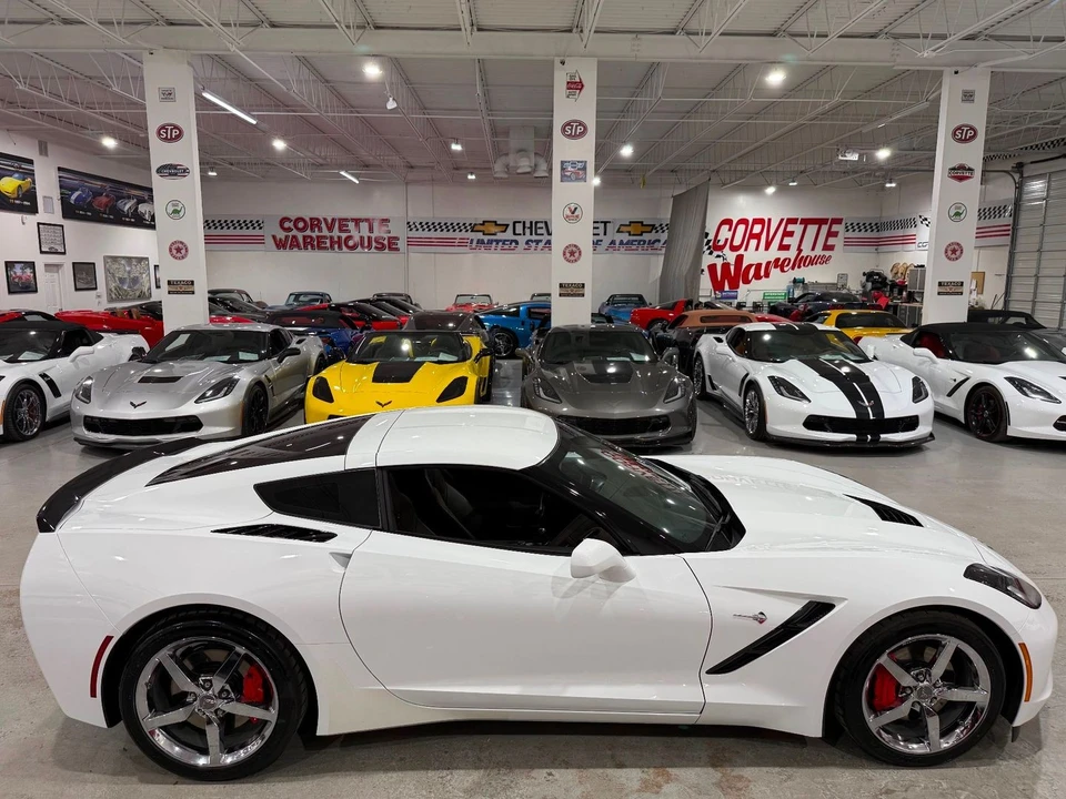2014 Chevrolet Corvette C7 - Image 7 of 11