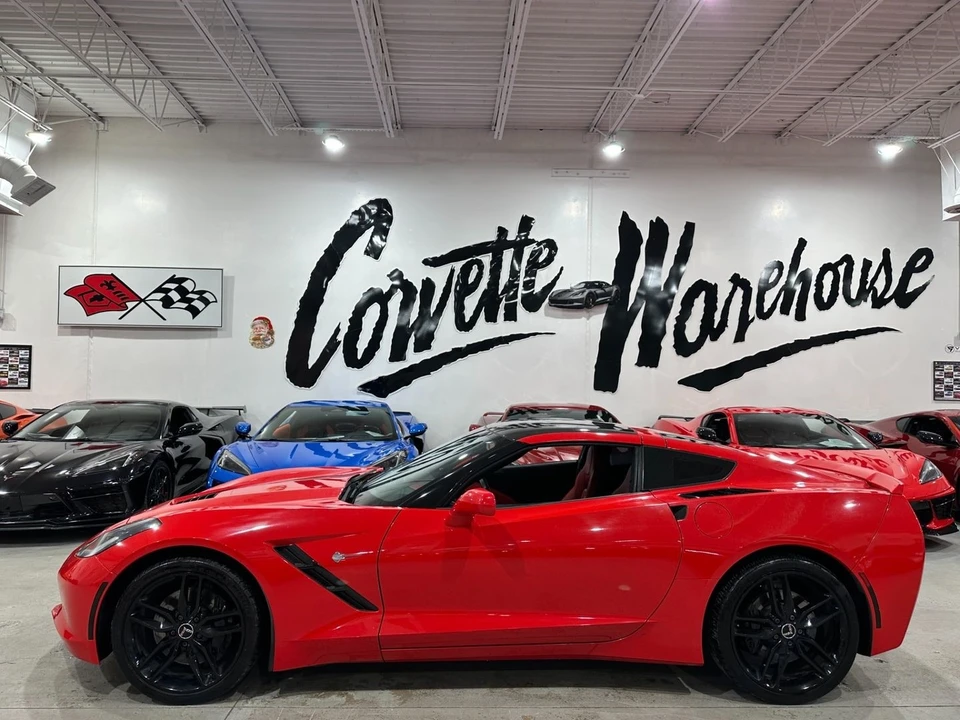 2014 Chevrolet Corvette C7 - Image 2 of 11