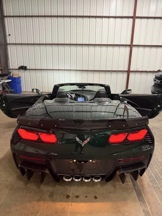 2014 Chevrolet Corvette C7 - Image 18 of 19
