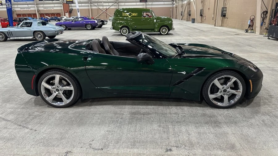 2014 Chevrolet Corvette C7 - Image 2 of 11