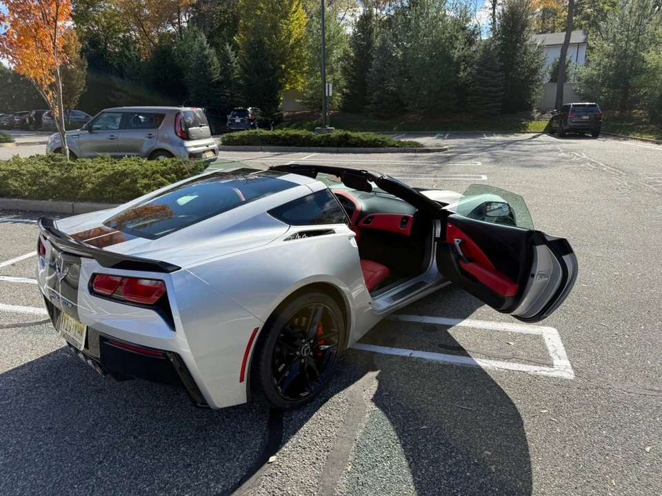 2014 Chevrolet Corvette C7 - Image 2 of 21