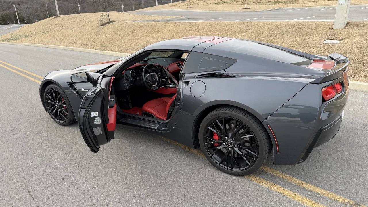 2014 Chevrolet Corvette C7 - Image 11 of 21