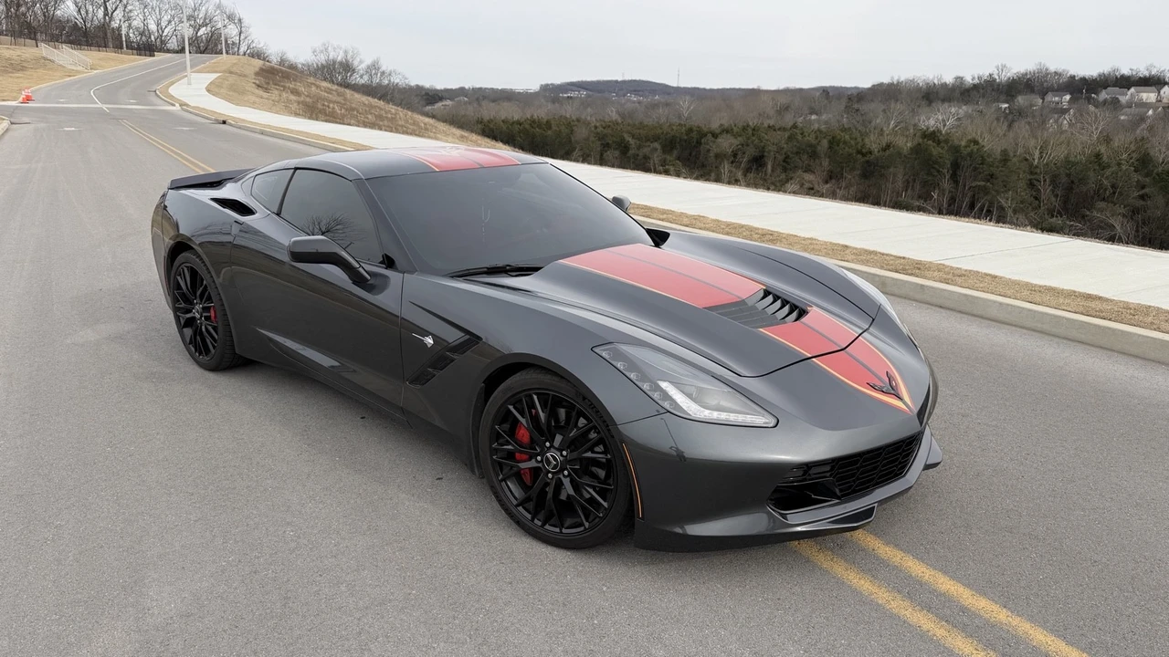 2014 Chevrolet Corvette C7 - Image 3 of 21