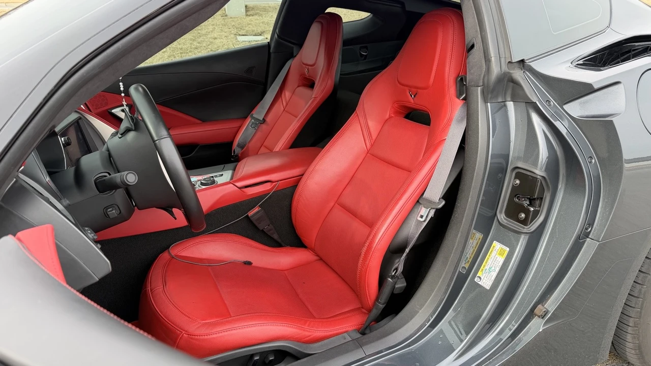 2014 Chevrolet Corvette C7 - Image 15 of 21