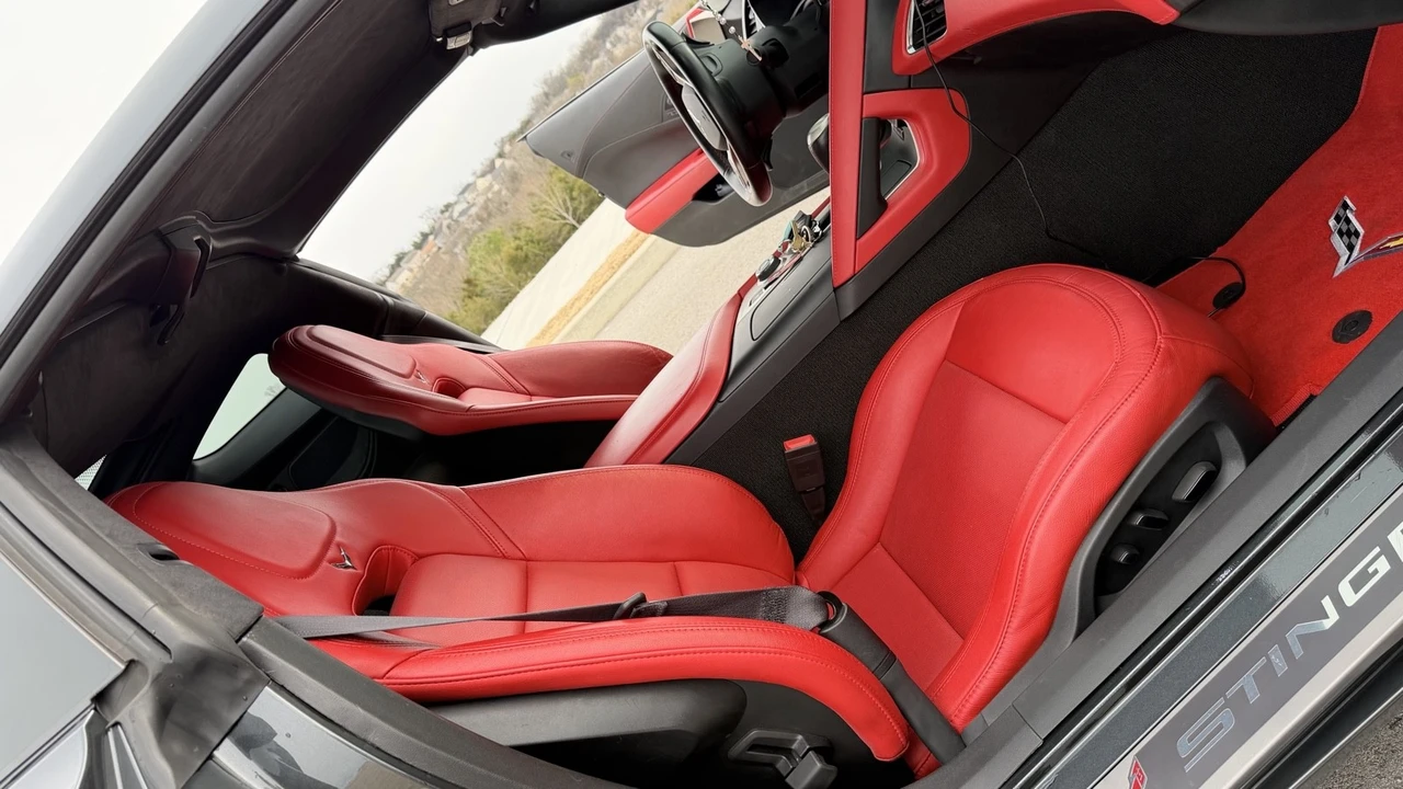2014 Chevrolet Corvette C7 - Image 18 of 21