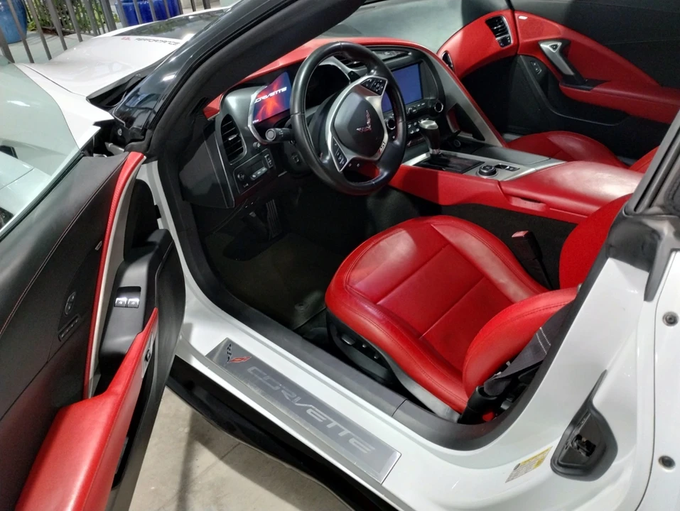 2014 Chevrolet Corvette C7 - Image 2 of 11